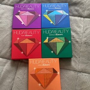 HUDA EYESHADOW PALLETTE BUNDLE